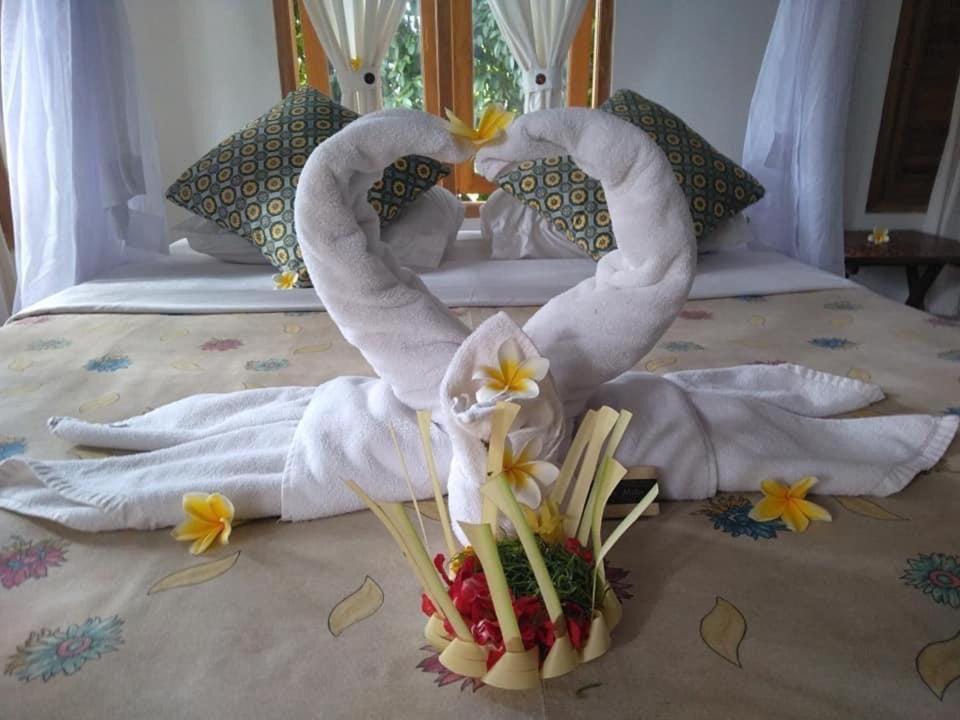 Omunity Bali Hotel Singaraja Eksteriør billede