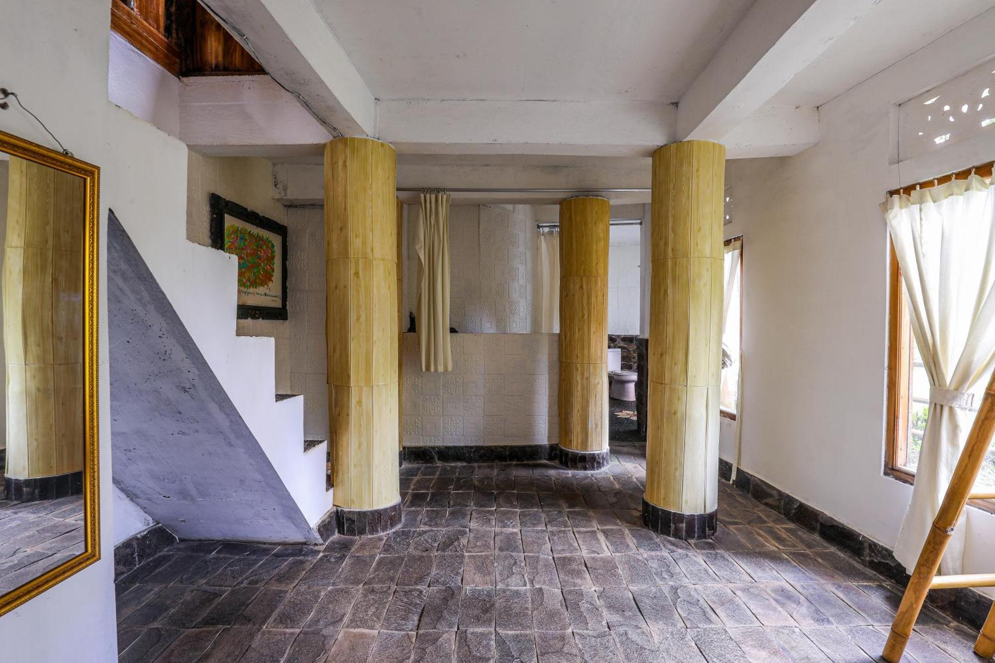 Omunity Bali Hotel Singaraja Eksteriør billede