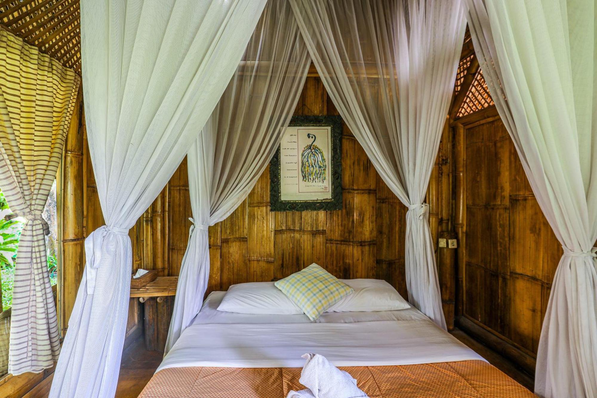 Omunity Bali Hotel Singaraja Eksteriør billede