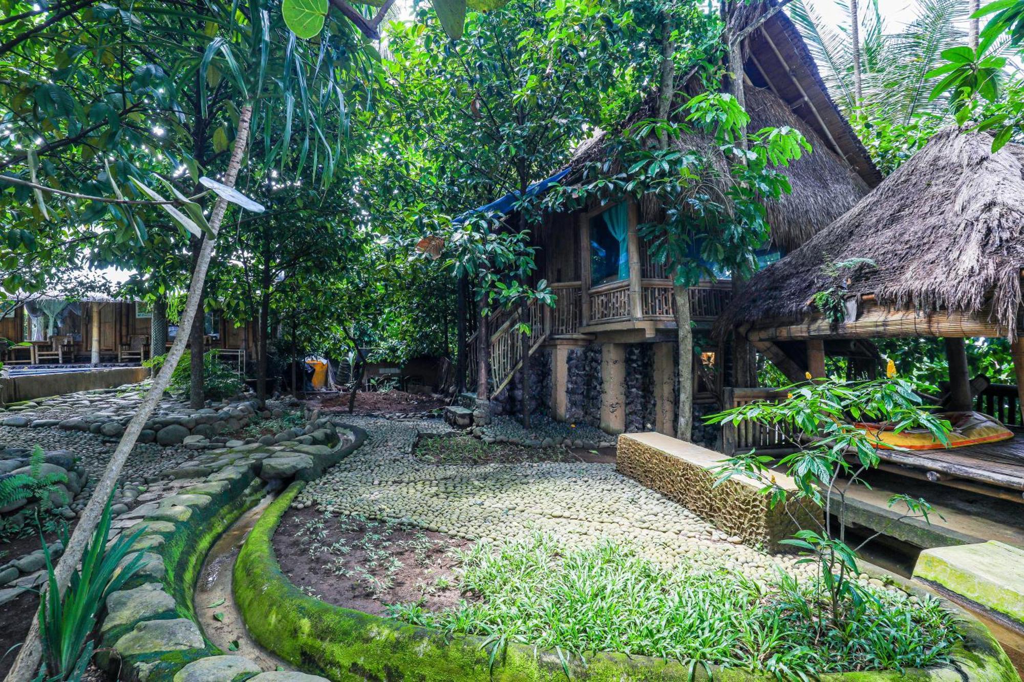 Omunity Bali Hotel Singaraja Eksteriør billede